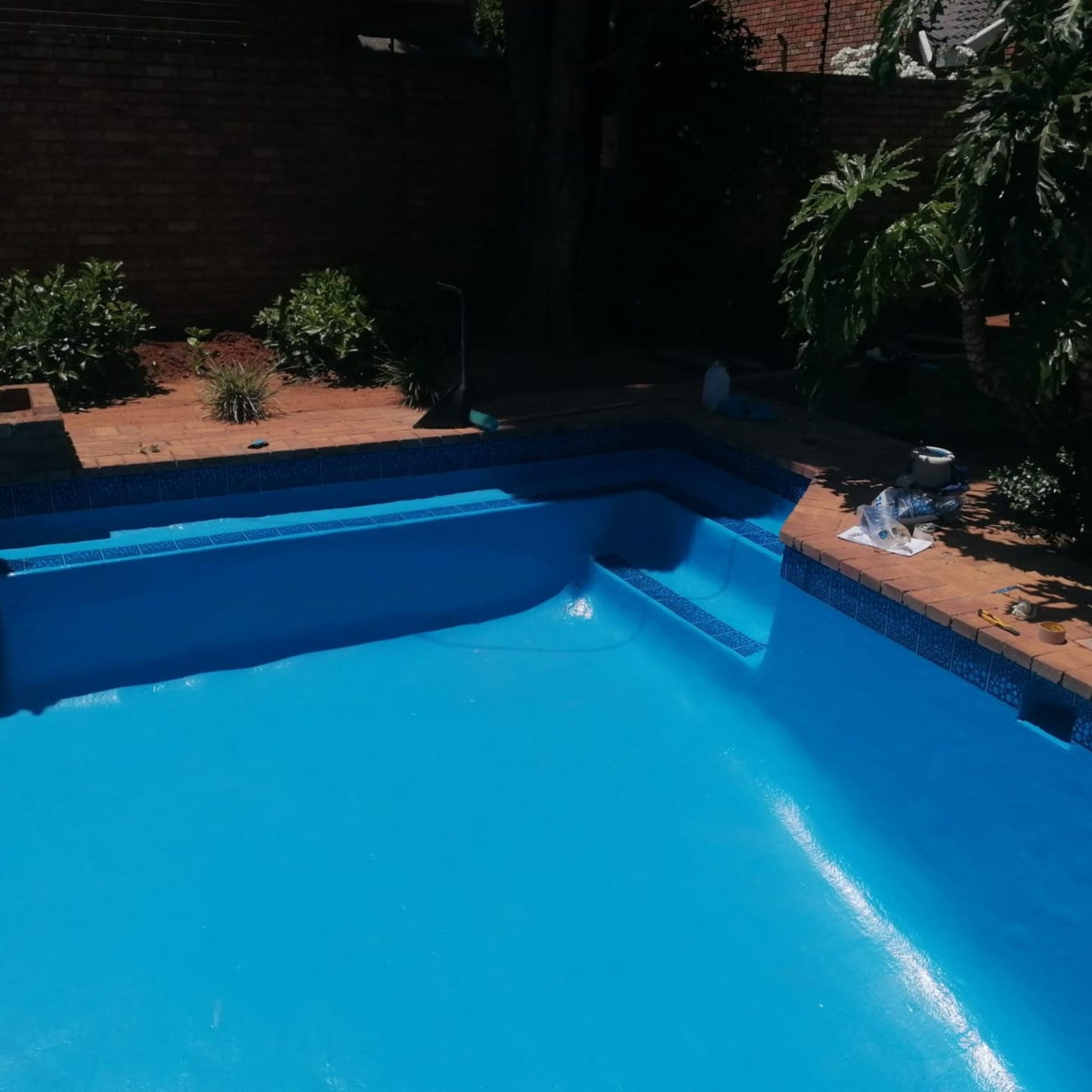 Bubbles Fibreglass Pool Mosaic Tissue Sheet 820mm x155mm