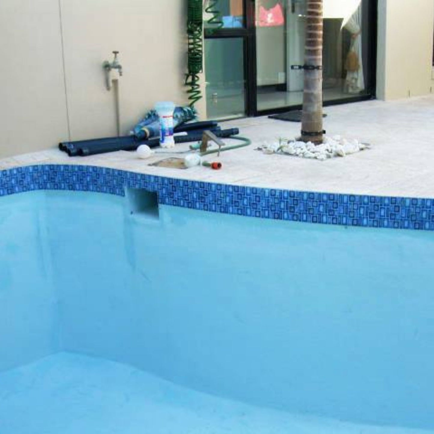 Carlton Fibreglass Pool Mosaic  Tissue sheet 680mm x 150mm