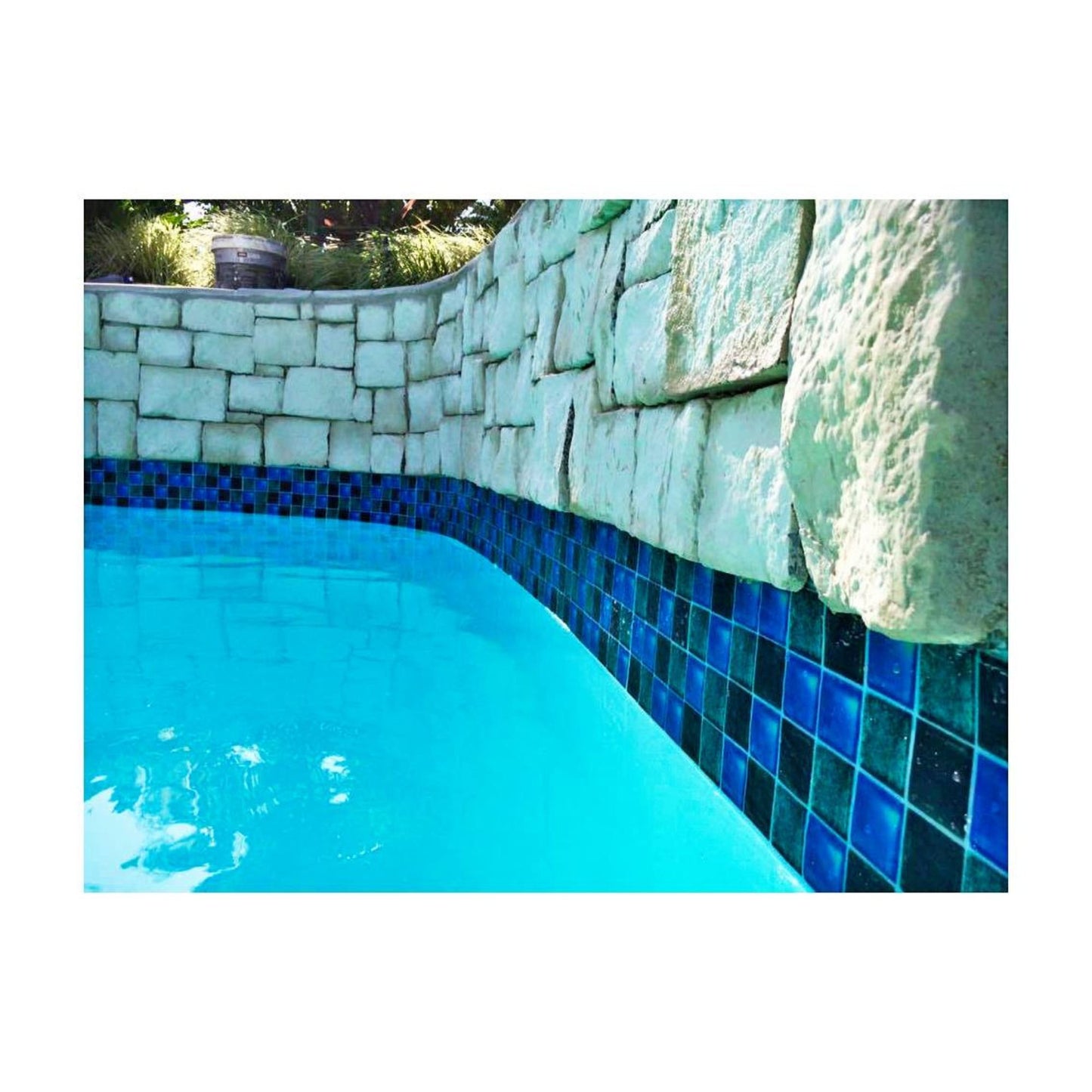 Fibreglass Pool Mosaic Tissue Sheet - Carrabean 810mm x 160mm